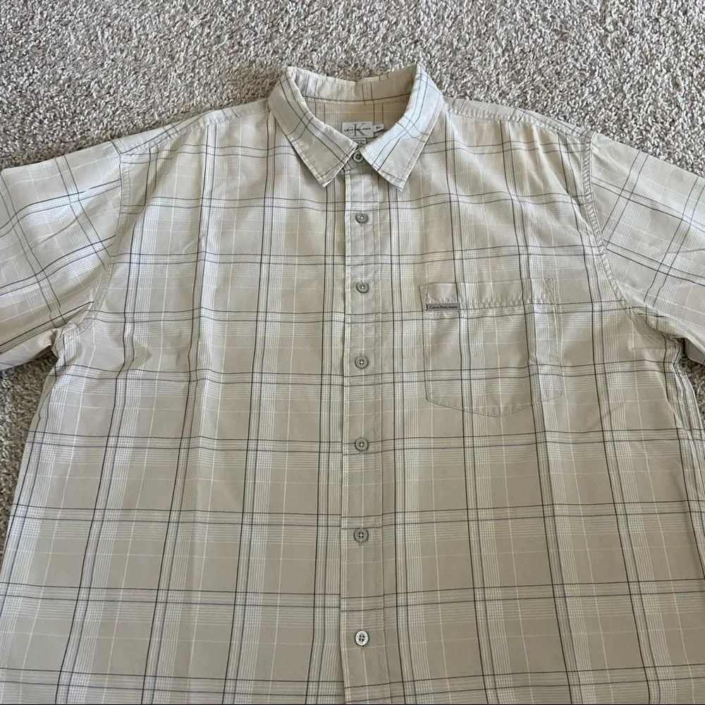 Calvin Klein Button Up Top - Picture 3 of 4